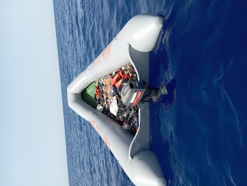 21.06.2024 - 64 Menschen aus Seenot auf dem Mittelmeer gerettet.
Foto: CompassCollective