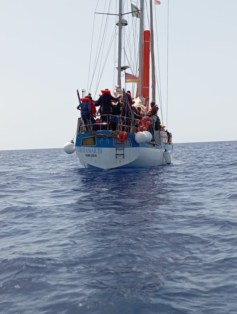 21.06.2024 - German sailing boat TROTAMAR III rescued 52 people in acute distress at sea, preventing an illegal pullback by the so-called Libyan Coast Guard.  These were refugees who had set off from Zuwara/Libya in a rubber dinghy.
Photo: CompassCollective